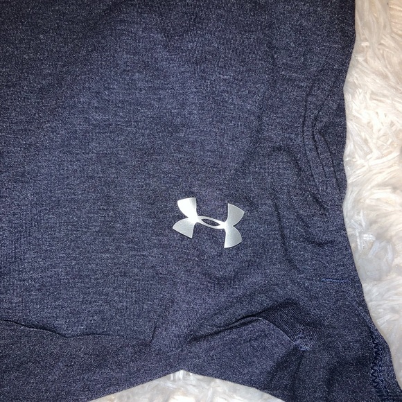 Under Armour workout top - Picture 4 of 4